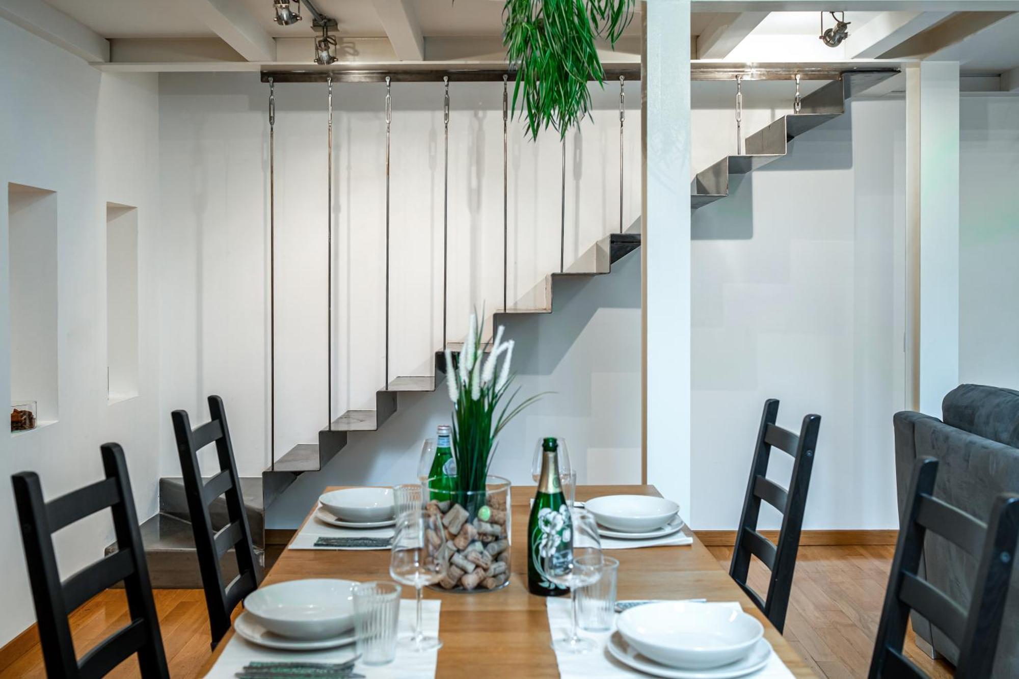 Luxavocadoloft Duomo 10M Villa Milan Exterior photo
